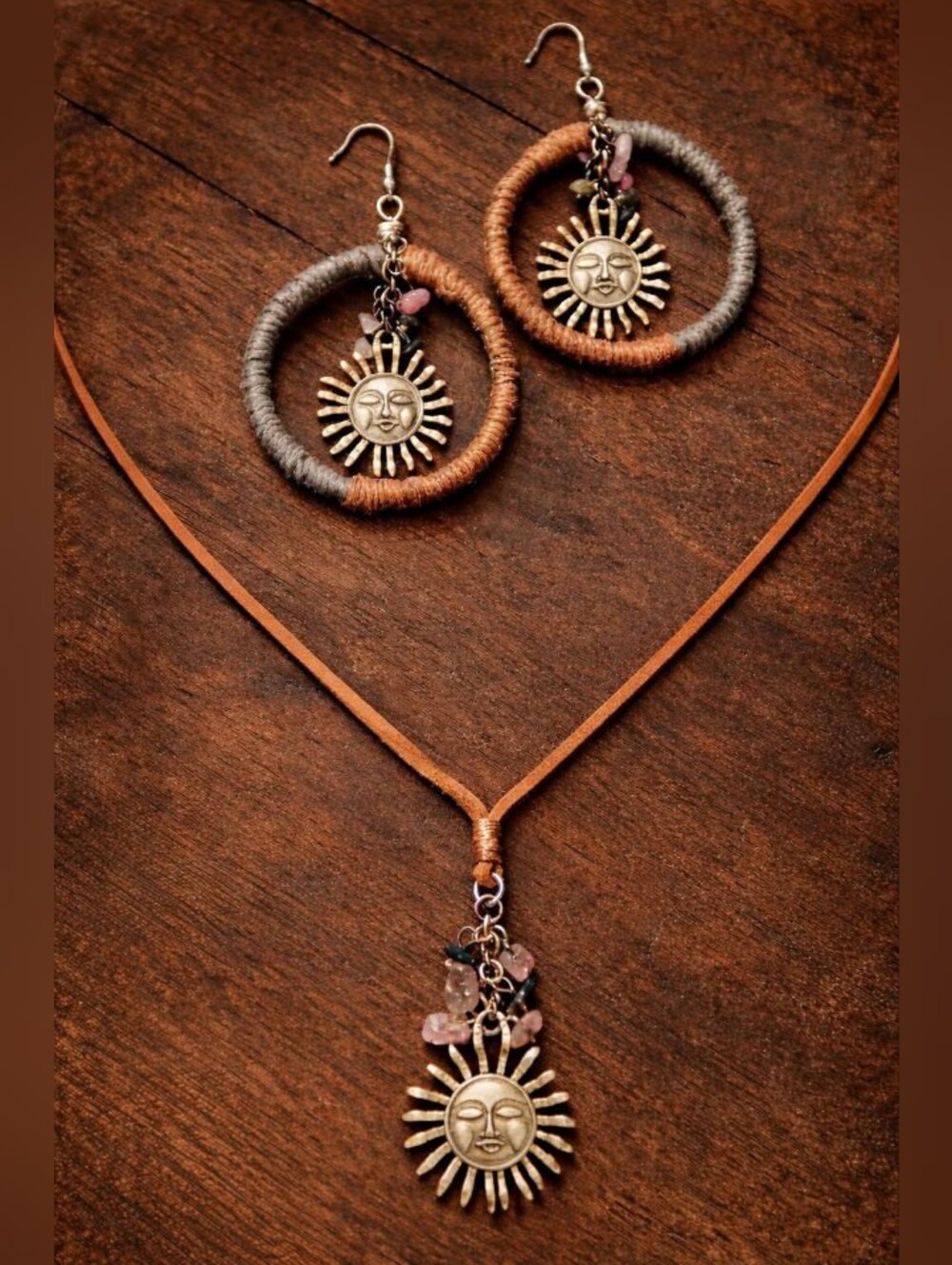Sunburst Charm Necklace and Earrings Set in Brown and Gray